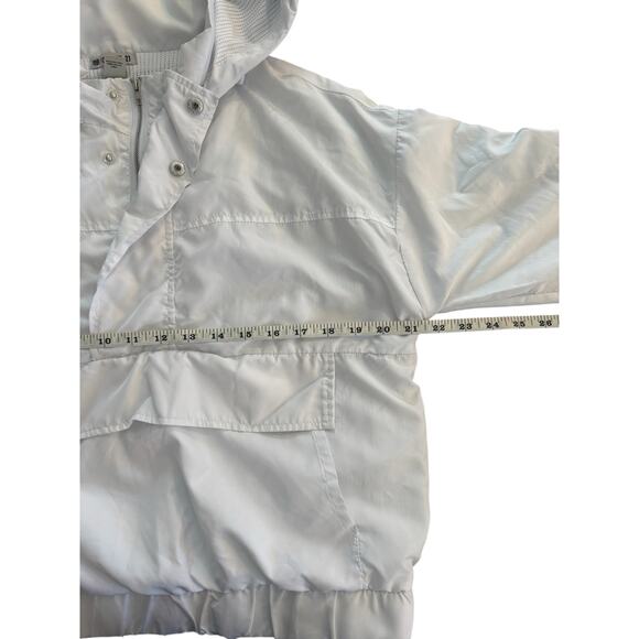 Forever 21 White Cropped Windbreaker Pullover Hooded Jacket Women’s Small - Picture 8 of 10